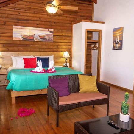 Hotel And Dive Center Roatan Yacht Club French Harbour المظهر الخارجي الصورة