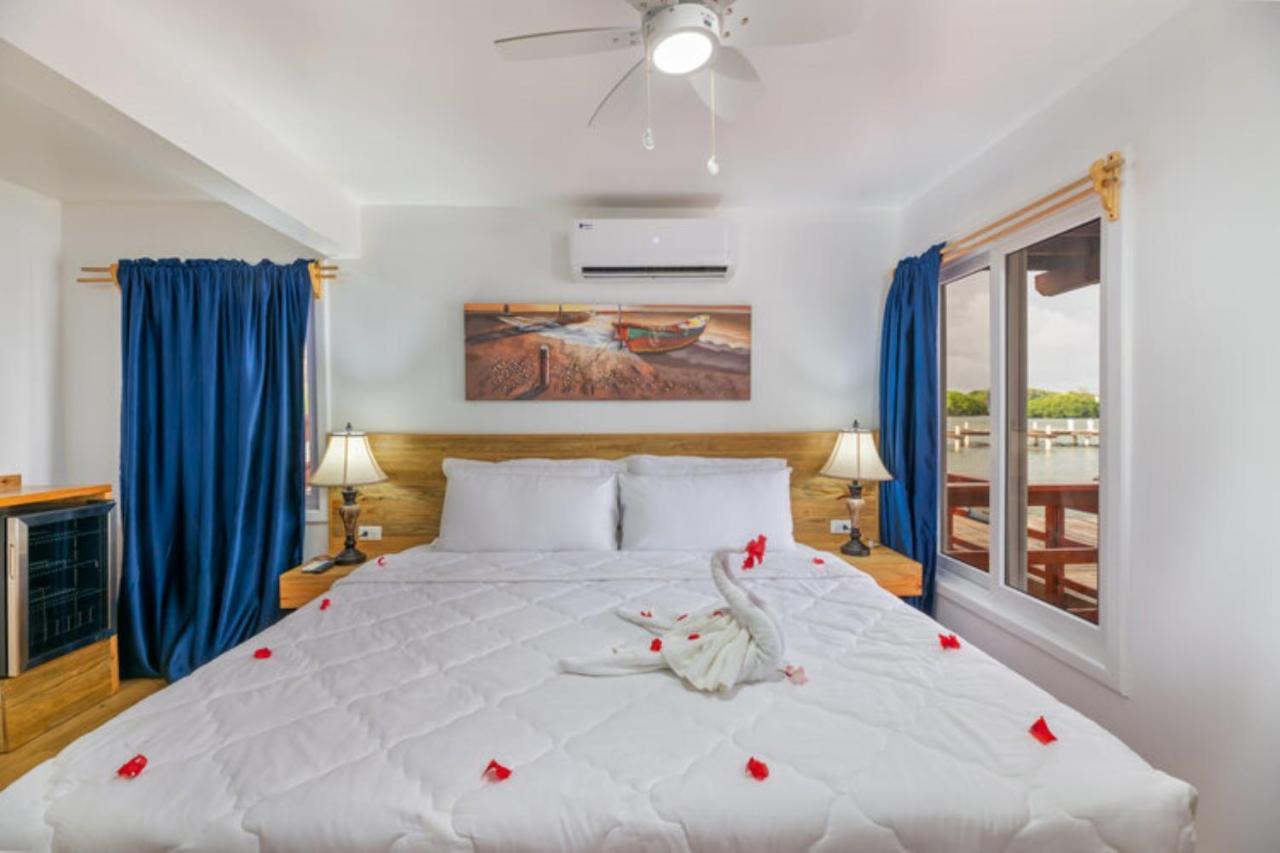 Hotel And Dive Center Roatan Yacht Club French Harbour المظهر الخارجي الصورة