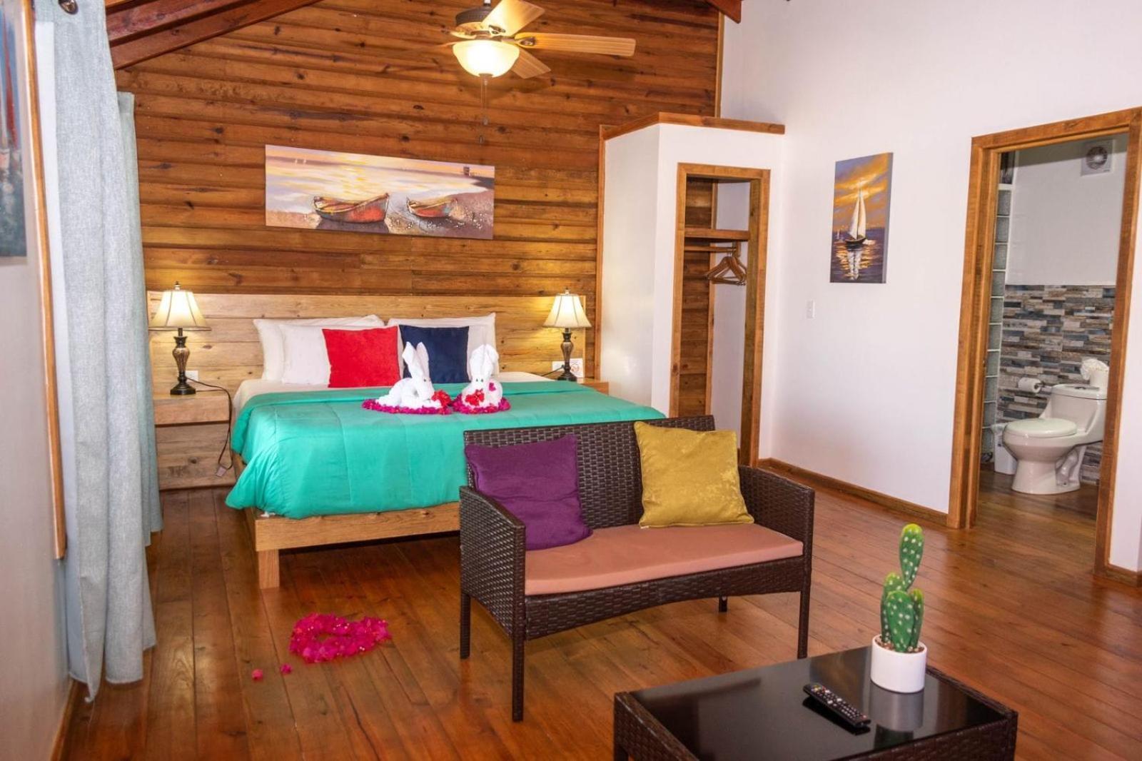 Hotel And Dive Center Roatan Yacht Club French Harbour المظهر الخارجي الصورة